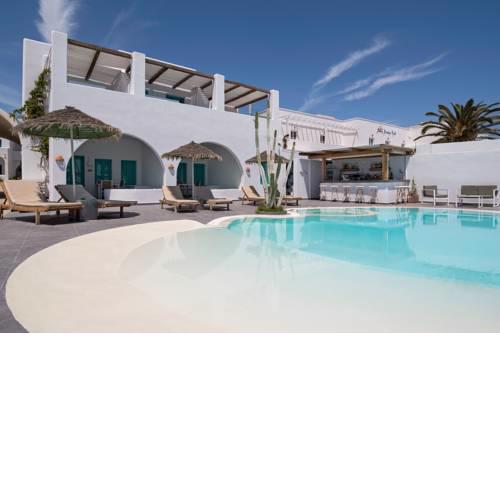 Nissia Beach Apartments & Suites