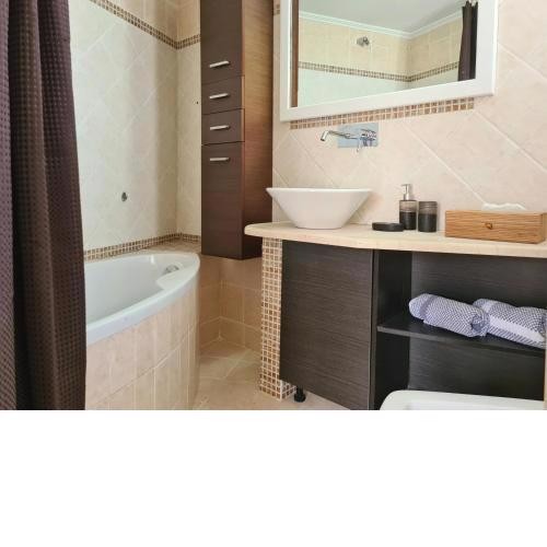 NN Comfy House