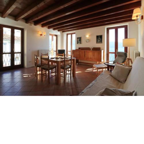 Noble Historic House Lake apartment