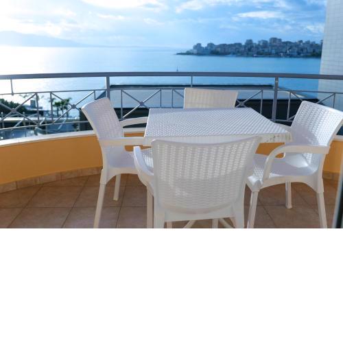 Noel Sea View Apartments