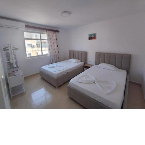 Noel’s apartment