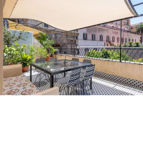 Normanni Apartment with Terrace by Wonderful Italy