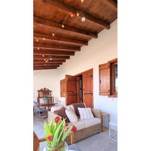 Nostos Vouni Suites