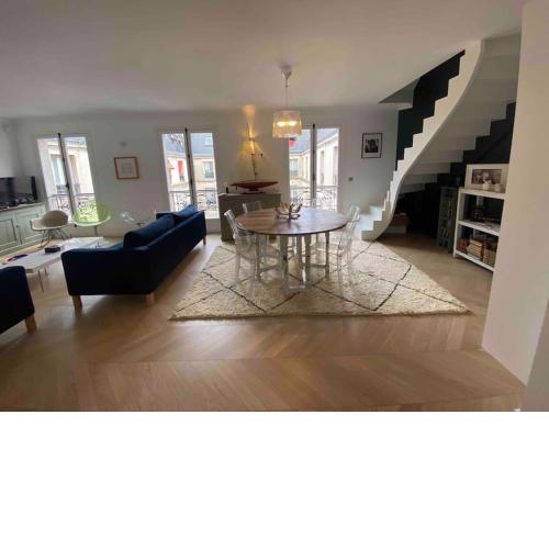 Nouveau. Duplex 120 m2 Passy