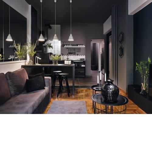 Novel, A Luxury Apartment