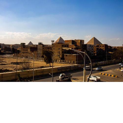 Noya Pyramids Hotel