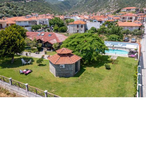 NUESTRO JARDÍN