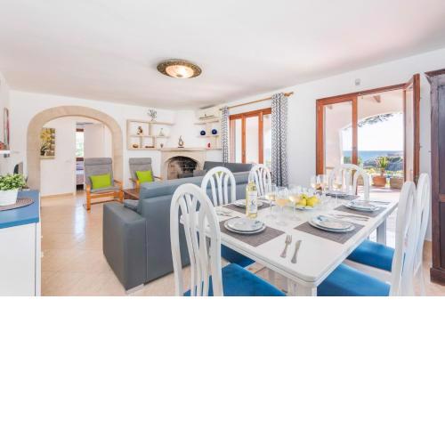 Nuriana 4 bedroom villa, Calan Blanes