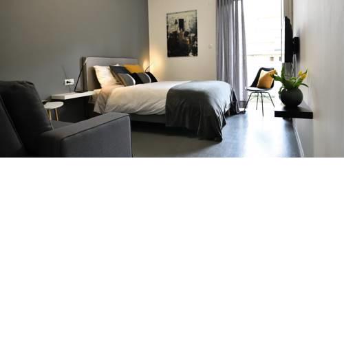 N.Y apartment in the center of Patras