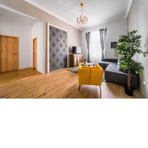 Nyár 3 Bedroom Centre Entire Home