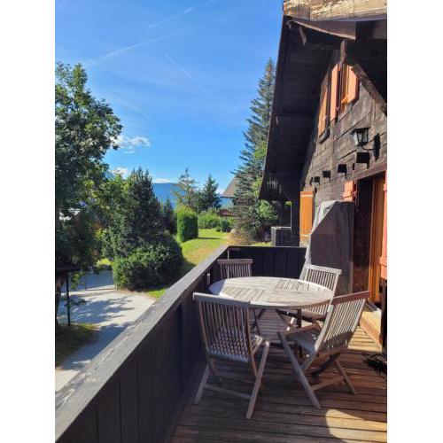 Ô de Cry, charming 200-year-old family chalet