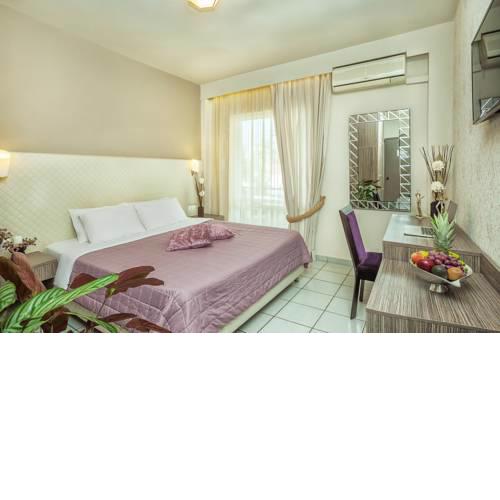 Oasis Hotel adults only