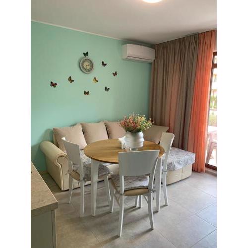 Obzor Aqamarine apartament