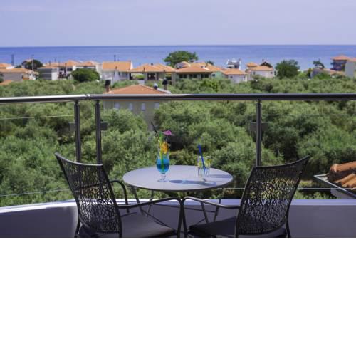 Ocean Beach Hotel
