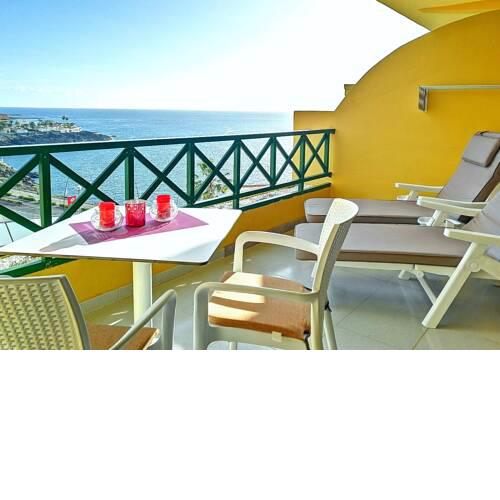 Ocean view holiday apartment, Playa La Arena