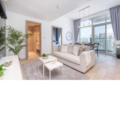 OFFER! 50% GIVEN! Amazing apartment & sleeps 6