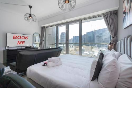 OFFER! 50% GIVEN! I sleep 4 & close to Dubai Mall!
