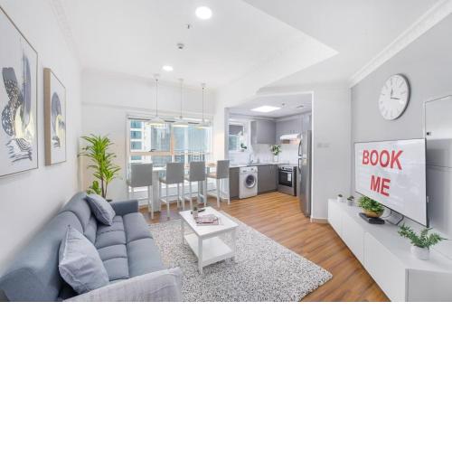 OFFER! 50% OFF! Amazing 2 bed!