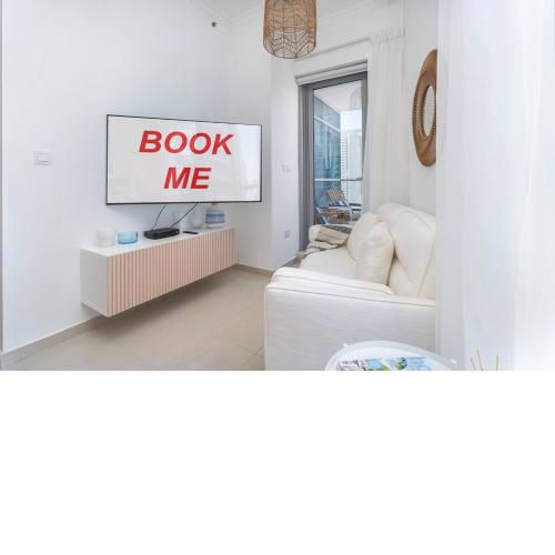OFFER! 50% OFF! Amazing studio with Marina views!