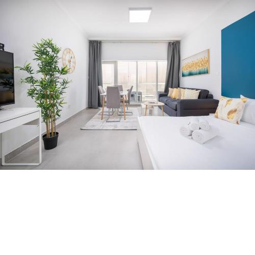 OFFER! 50% OFF! Fabulous studio for a holiday!