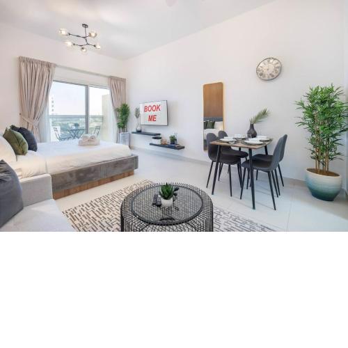 OFFER! 50% OFF! Great space for 3!