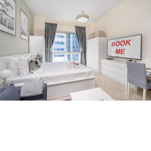 OFFER! 50% OFF! I can sleep 4 & central in Marina!