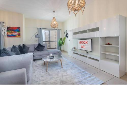OFFER! 50% OFF! Super close to the beach!