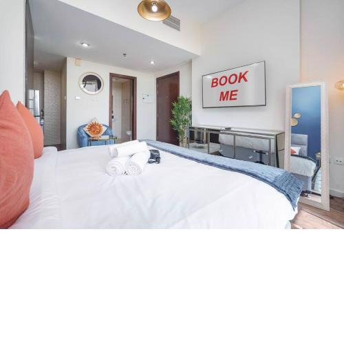 OFFER! 50% OFF! Very cool and stylish apartment !