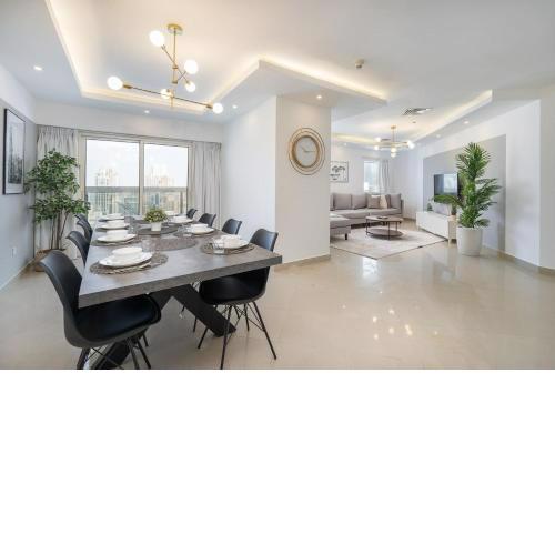 OFFER! 50% OFFER GIVEN! Incredible space for 12!
