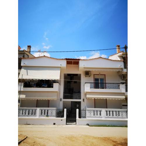 Ofrinio Beach Studios