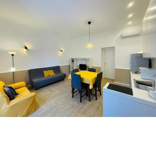 Ognina Apartment