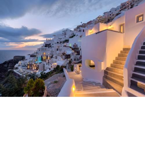 Oia Angle Cavehouse