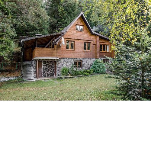 Old Fashioned Cottage in Lopusna dolina near High Tatras