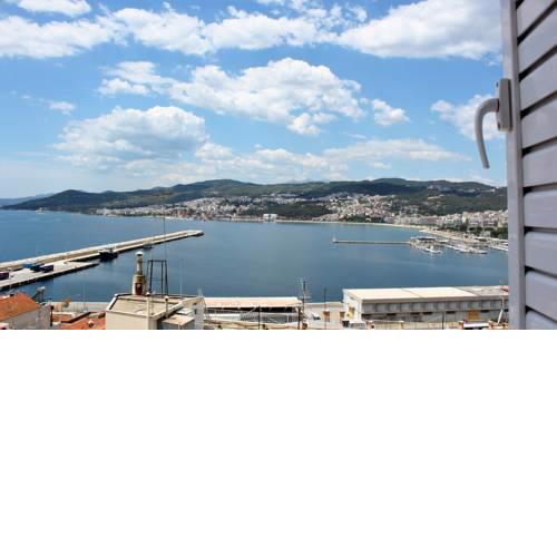 Old Town Apartment with Sea View