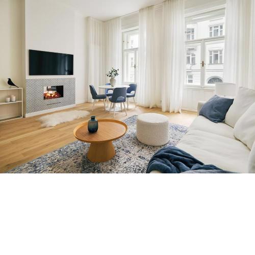 Old Town luxury apartment/Sauna/Bathtub/AC