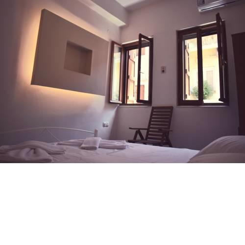 Old Town Luxury Maisonette With Roof Garden