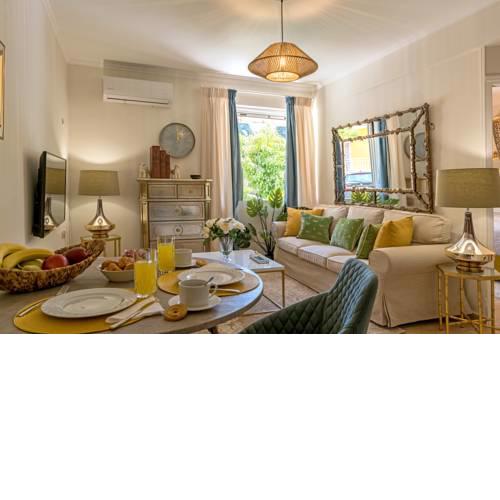 Old Town Luxury Suites Palataki