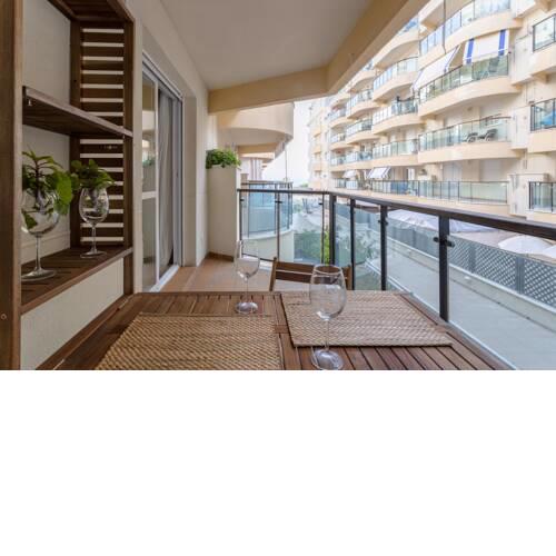 OleHolidays Avenida España centro Estepona 50 m. playa