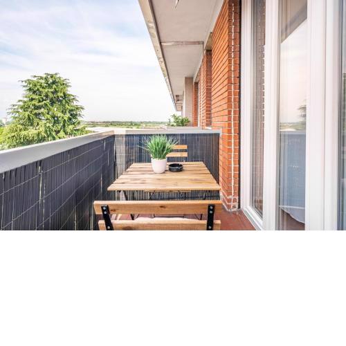 OLIMPIA HOUSE-TURIN J Stadium & Netflix