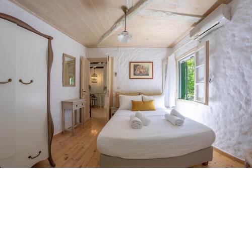 Olive Rock Villa