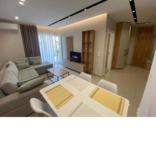Olivia's Apartments