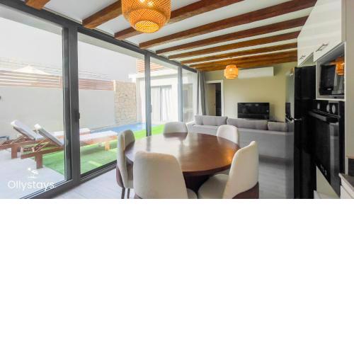 Ollystays Bali 3BR Heated Pool El Gouna