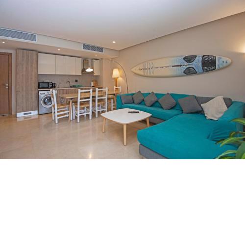 Ollystays Mangroovy 2 BR Beach and Pool Free access