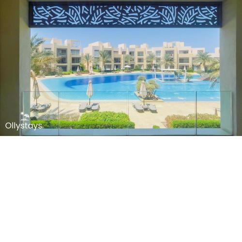 Ollystays Mangroovy 3BR Beach and Pool Free access