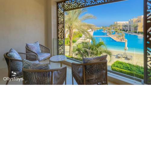 Ollystays Mangroovy Seaview 2BR Beach and Pool Free access