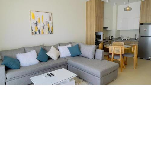 Ollystays Shedwan 1BR Pool & lagoon access