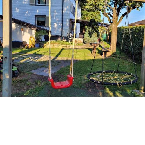 Omi's Nest, für klein und gross
