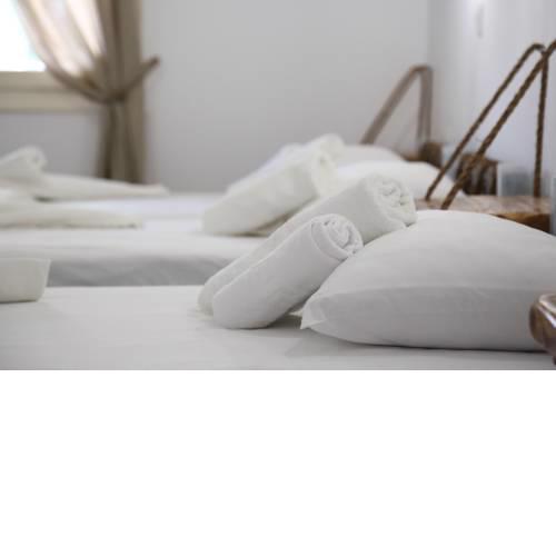 Onar Syros - Rustic Rooms