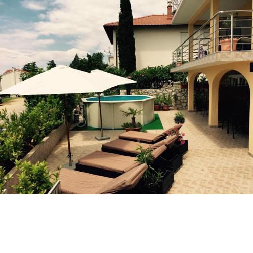 One-Bedroom Apartment Crikvenica near Sea 2