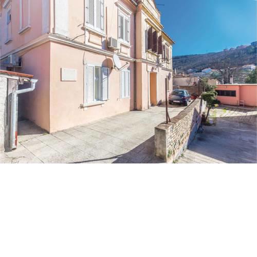 One-Bedroom Apartment in Crikvenica